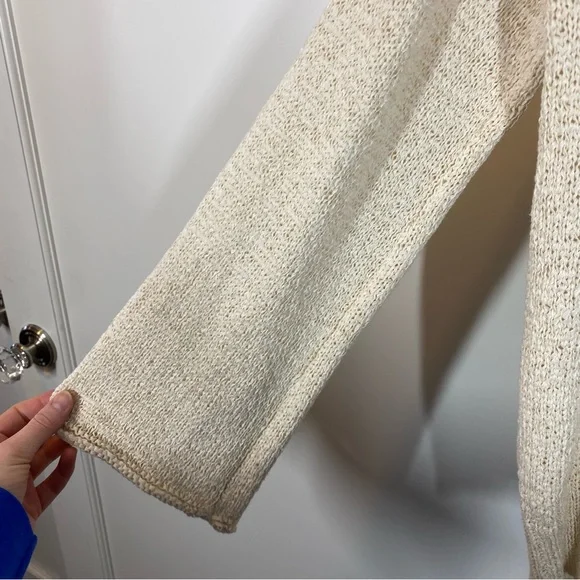 J. Crew Women's Flare Sleeve Swing Knit Sweater Ivory V-Neck style H7152 medium - Picture 3 of 8